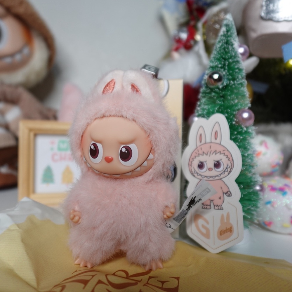 Authentic Pin For Love Letter G Labubu New from Pop Mart